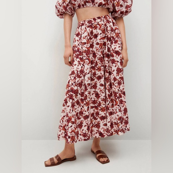 Mango Floral Skirt and Crop Top Set - Picture 3 of 10